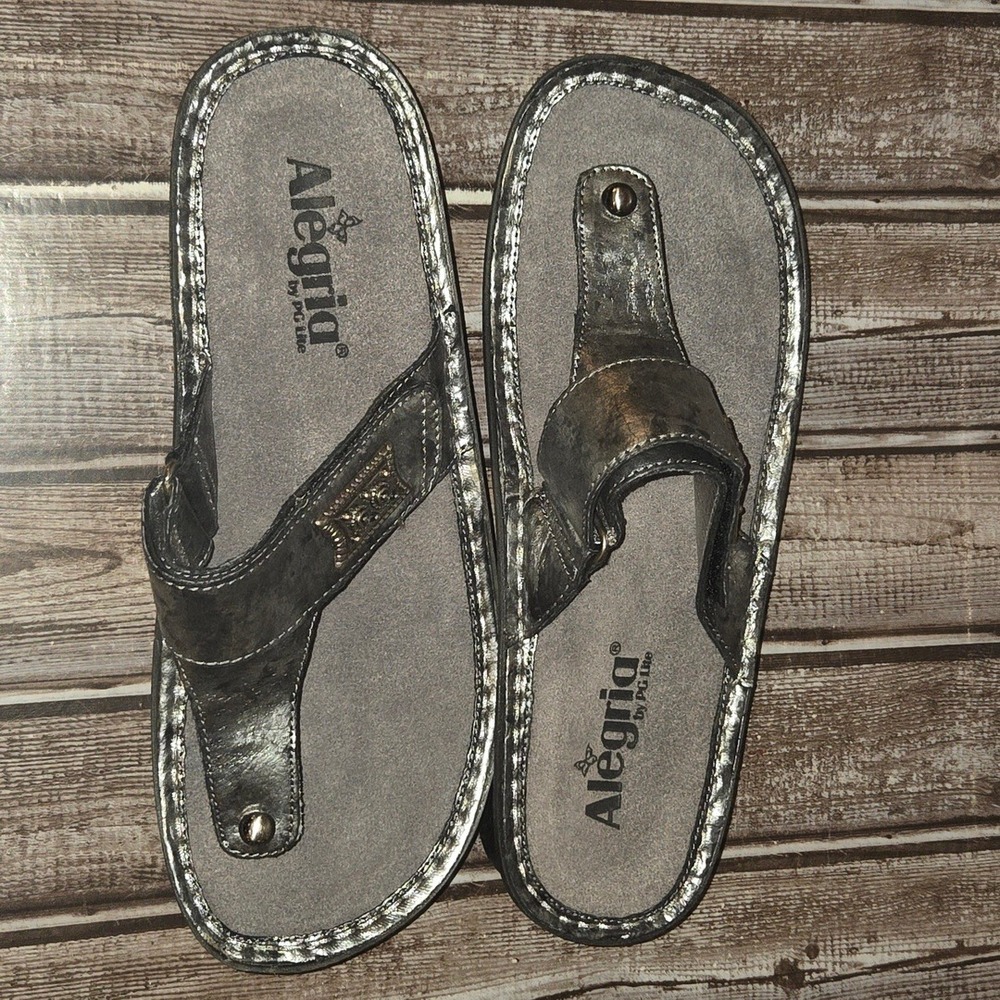 Sz 38/ 8-8.5 Alegria Carina Pewter Metallic Leather Thong Sandals Worn 1X! - Picture 6 of 8